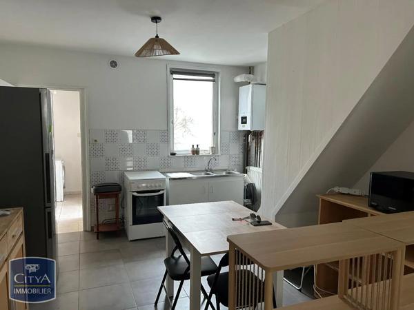 Maison à louer 62.3m² Lillers (62190)