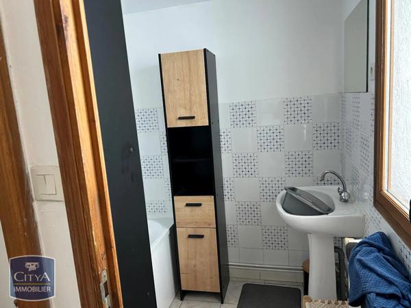 Maison à louer 62.3m² Lillers (62190)