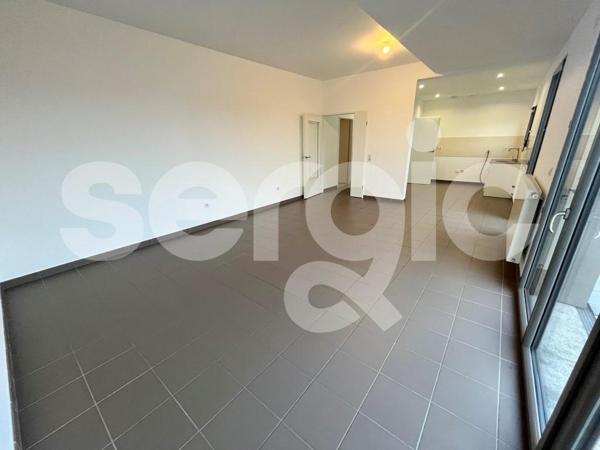 Location 4 Pieces 107 80090 Amiens 25 1274 01 0024