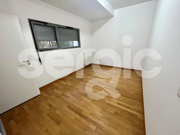 Location 4 Pieces 107 80090 Amiens 25 1274 01 0024