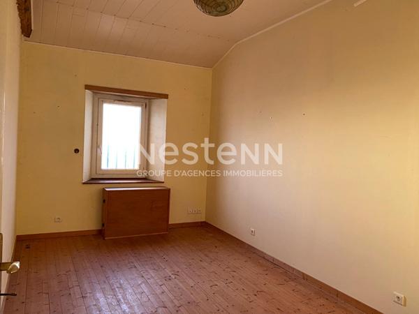 Belle maison ancienne rénovée de 259m² sur un terrain de plus de 2 hectares