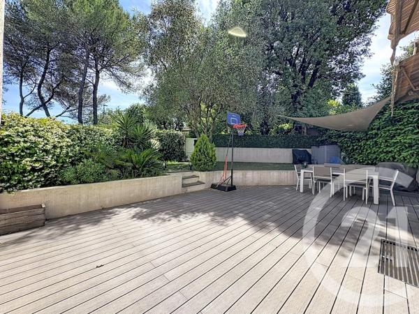 Maison à vendre  4 pièces - 111,13 m 2   MOUGINS  - 06
