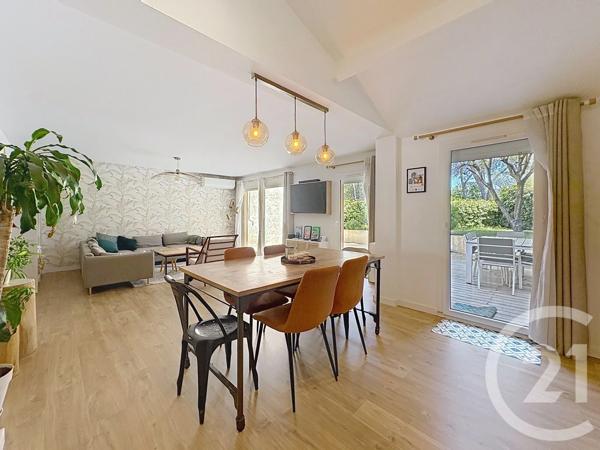 Maison à vendre  4 pièces - 111,13 m 2   MOUGINS  - 06