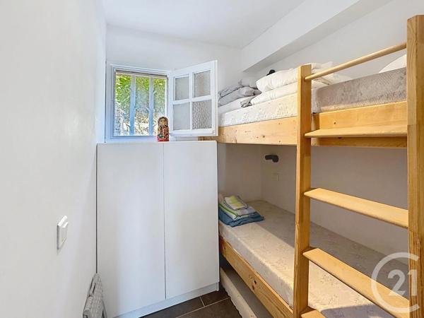 Appartement T2 à vendre  2 pièces - 39 m 2   LA CROIX VALMER  - 83