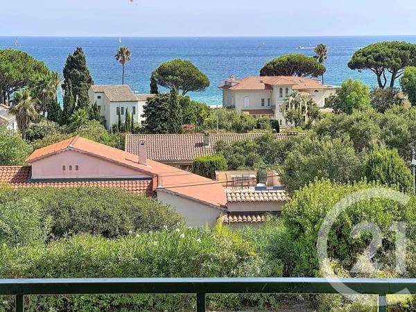 Appartement T2 à vendre  2 pièces - 39 m 2   LA CROIX VALMER  - 83