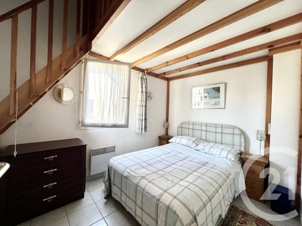 Maison à vendre  3 pièces - 46,17 m 2   LA LONDE LES MAURES  - 83