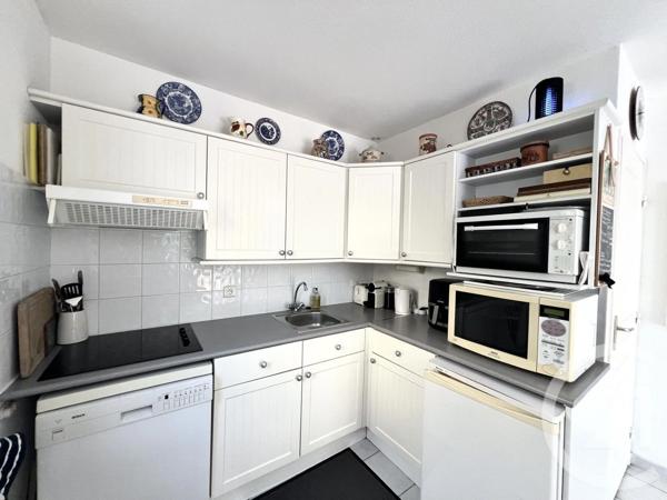 Maison à vendre  3 pièces - 46,17 m 2   LA LONDE LES MAURES  - 83