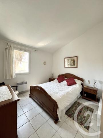 Maison à vendre  3 pièces - 46,17 m 2   LA LONDE LES MAURES  - 83