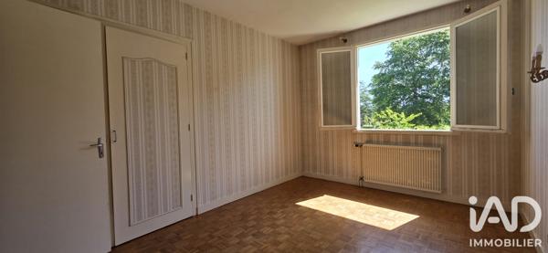 Maison à vendre 7 pièces 139 m² Saint-Seurin-sur-l'Isle
