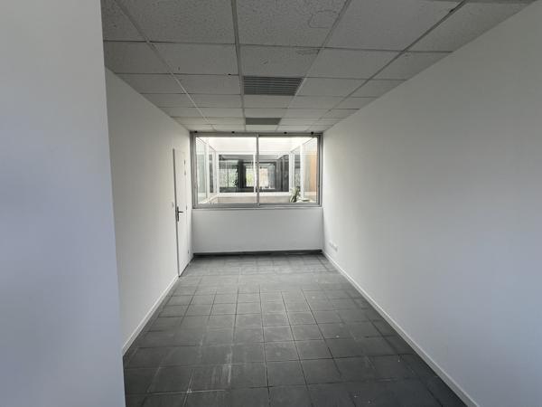 Gémenos (13420) Bureau 16 m² – Emplacement Idéal à Gémenos !