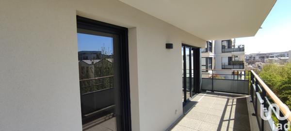 Appartement à vendre 2 pièces 44 m² Saint-Cyr-l'École