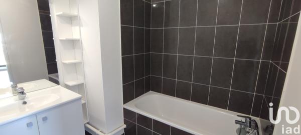 Appartement à vendre 2 pièces 44 m² Saint-Cyr-l'École