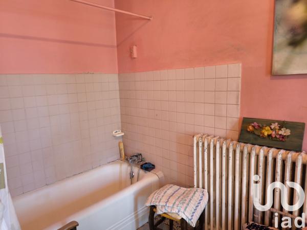 Maison à vendre 10 pièces 279 m² Saint-Étienne-les-Orgues