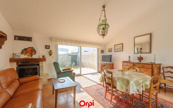 Maison à vendre    3 pièces •  La Flotte