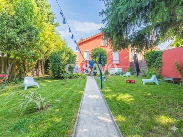 Vente Maison 6 pièces de 150m² - 94400 Vitry-sur-Seine