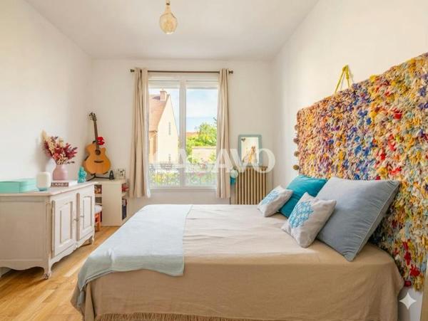 Vente Maison 6 pièces de 150m² - 94400 Vitry-sur-Seine