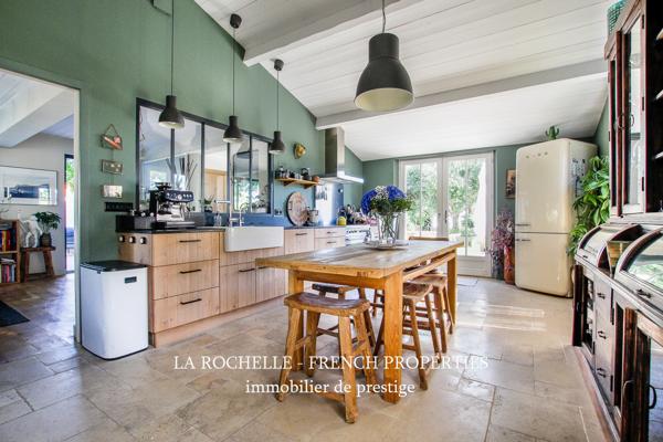 MAGNIFIQUE VILLA - PISCINE - PLAIN PIED - SAINTE MARIE DE RÉ - ILE DE RÉ - CHARENTE MARITIME