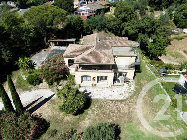 Maison à vendre  9 pièces - 303 m 2   CANNES  - 06