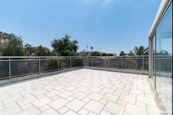 Maison à vendre  9 pièces - 303 m 2   CANNES  - 06