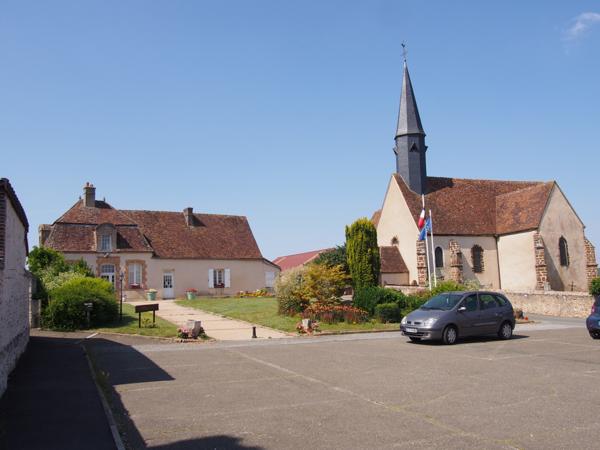 La Loupe (28240) Au coeur du Perche, à rénover longère & étable sur 3,5 hectares
