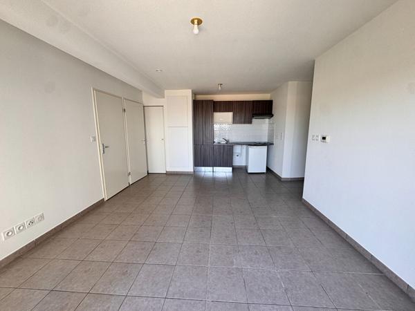 33150 Haut Cenon -  Appartement 2 pièces de 43.24 m2 avec terrasse et parking à vendre