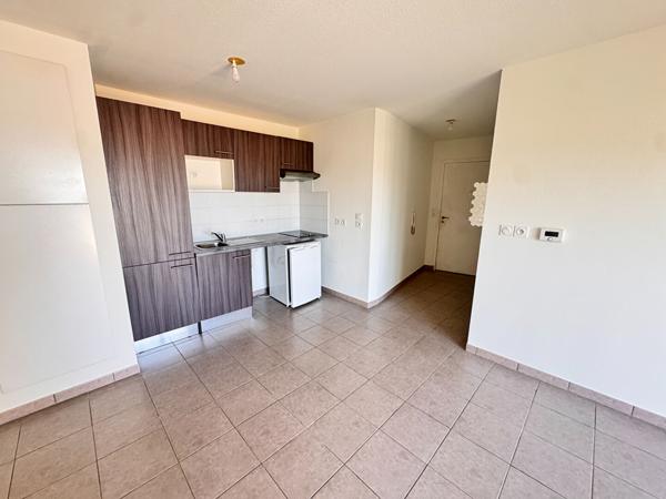 33150 Haut Cenon -  Appartement 2 pièces de 43.24 m2 avec terrasse et parking à vendre