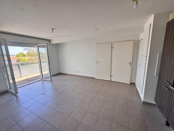 33150 Haut Cenon -  Appartement 2 pièces de 43.24 m2 avec terrasse et parking à vendre
