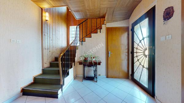 Maison Hombourg -Haut - 4 chambres - 7 pièces -160 m2- Terrain  11.54 ares - sous sol complet