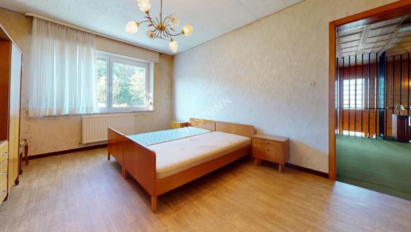 Maison Hombourg -Haut - 4 chambres - 7 pièces -160 m2- Terrain  11.54 ares - sous sol complet