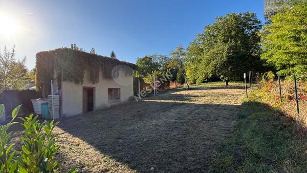Maison Hombourg -Haut - 4 chambres - 7 pièces -160 m2- Terrain  11.54 ares - sous sol complet