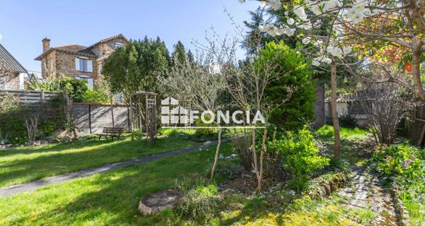 À vendre Maison 4 pièces 79.64 m² - Bourg-la-reine 92340