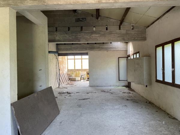 Friche industrielle 250 000 € H.A.I.*