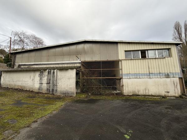 Friche industrielle 250 000 € H.A.I.*