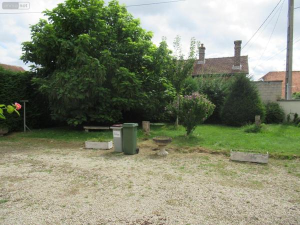 Maison à vendre à Saint-Julien-les-Villas dans l'Aube (10800), ref : 10377/921