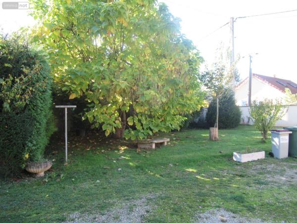 Maison à vendre à Saint-Julien-les-Villas dans l'Aube (10800), ref : 10377/921