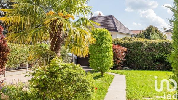 House for sale 9 rooms 188 m² Brétigny-sur-Orge