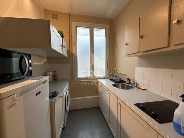 F2 HYPER CENTRE DE 42 M2