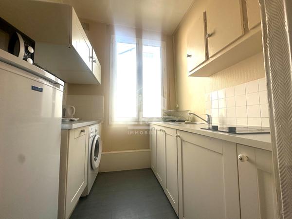 F2 HYPER CENTRE DE 42 M2