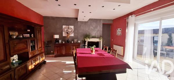 Maison à vendre 4 pièces 206 m² Thuré