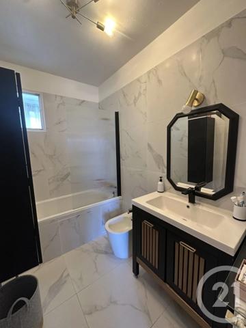 Appartement T2 à vendre  2 pièces - 55 m 2   BASTIA  - 202