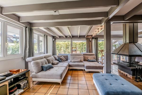 Anthy-sur-Léman maison lumineuse avec garage, terrasse et jardin