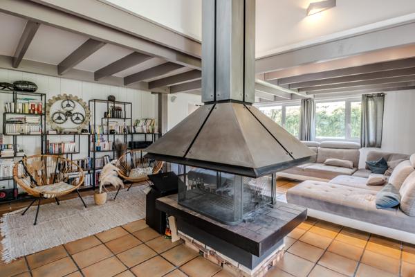 Anthy-sur-Léman maison lumineuse avec garage, terrasse et jardin