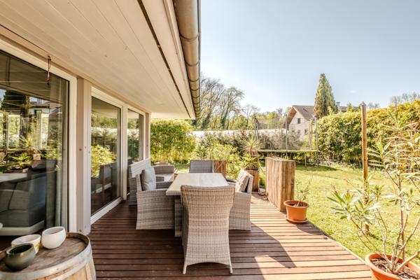 Anthy-sur-Léman maison lumineuse avec garage, terrasse et jardin