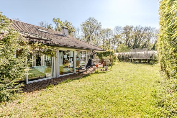 Anthy-sur-Léman maison lumineuse avec garage, terrasse et jardin
