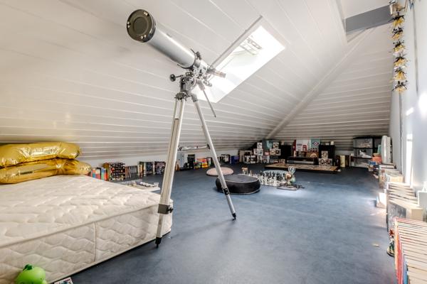 Anthy-sur-Léman maison lumineuse avec garage, terrasse et jardin