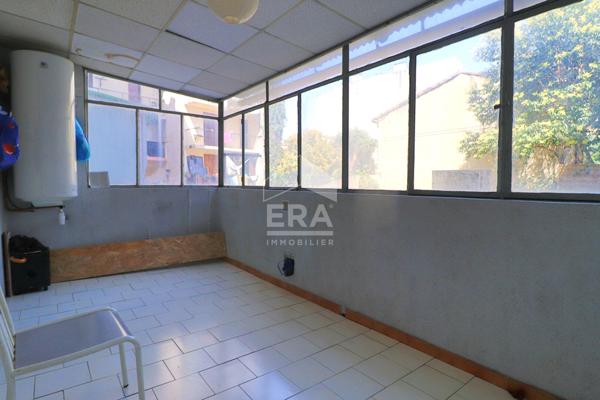Appartement à vendre Marseille 4 pièces 70 m2 traversant loggia cave