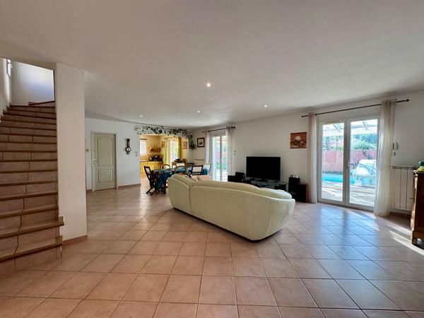 Maison Saint Cyr Sur Mer 6 pièce(s) 155,88m2