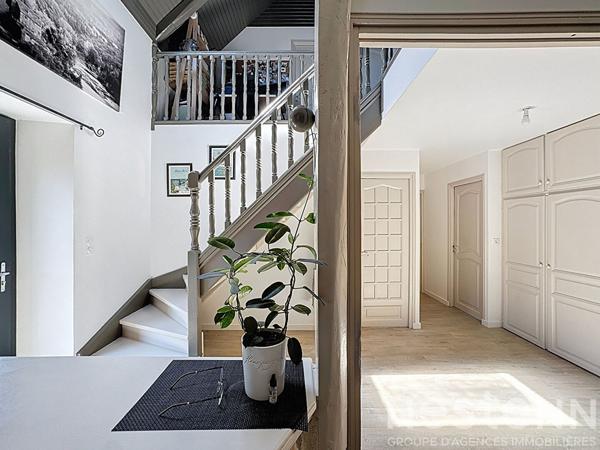 Longère rénovée clé en main, 142m², 5 chambres - Languidic.