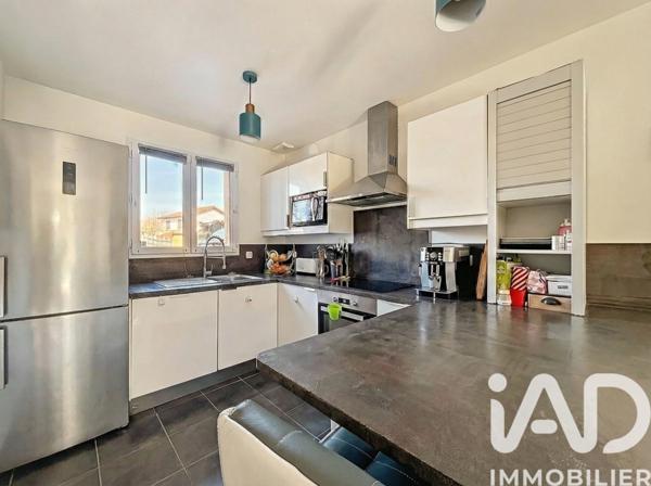 Maison à vendre 4 pièces 76 m² Vaulx-en-Velin