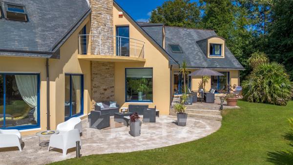 Maison d'Architecte d'Exception à Bohars –  300 m² aux portes de Brest, en bordure de forêt